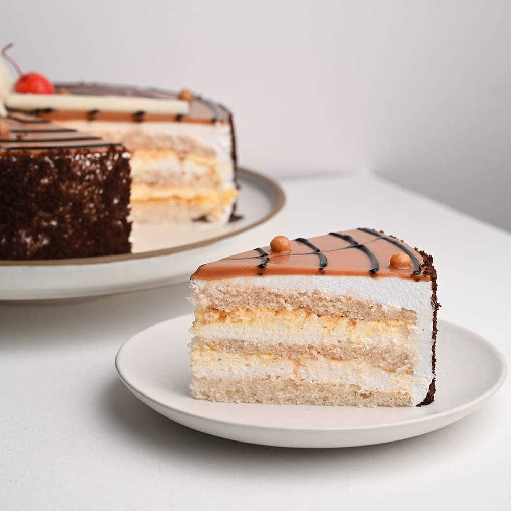 Shop for Fresh Delicious Chocolate Bunch Birthday Cake online - Ludhiana