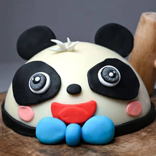 Choco Panda Round Pinata Cake