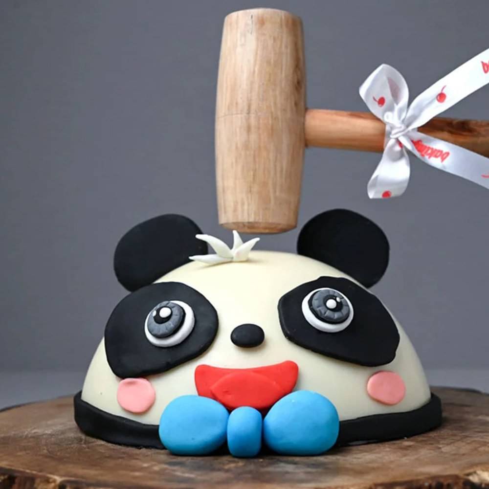 Choco Panda Round Pinata Cake