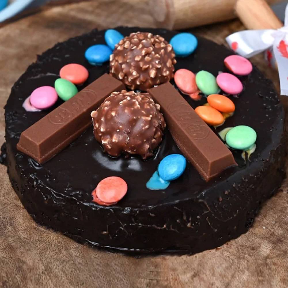 Choco Panda Round Pinata Cake