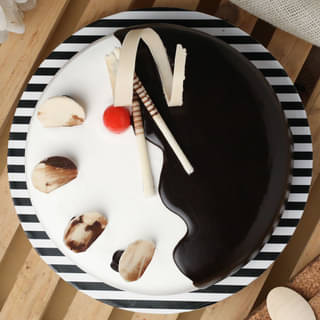Top View of Vanilla Chocolate Cake