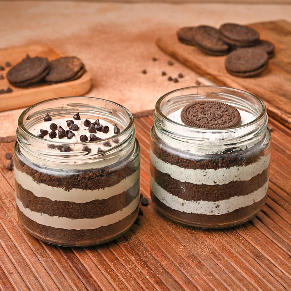 Chocochips Oreo Jar Cake