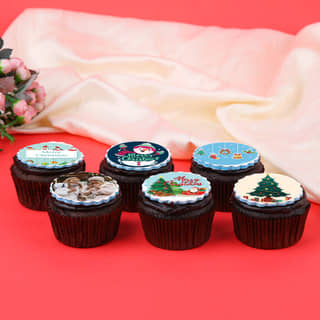 Side View of Christmas Photo Cupcakes