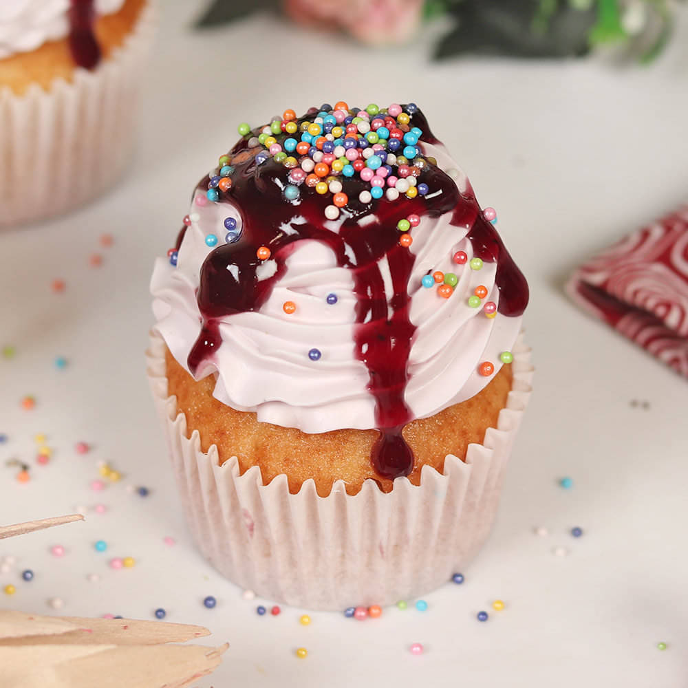 Cream Blueberry Sprinkles Cupcakes