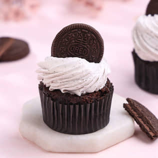 Delicious Oreo cupcake Online