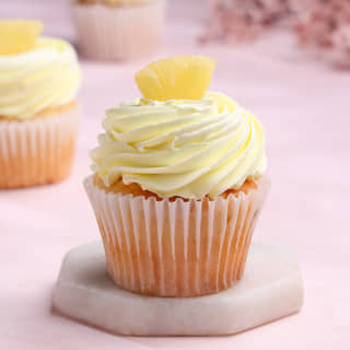 Classic pineapple cupcake dessert Classic pineapple cupcake dessert