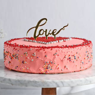 Special Valentine Round Red Velvet Love Cake