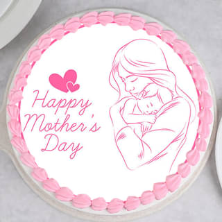 Top View of Pristine Round Mothers Day Delight Cake