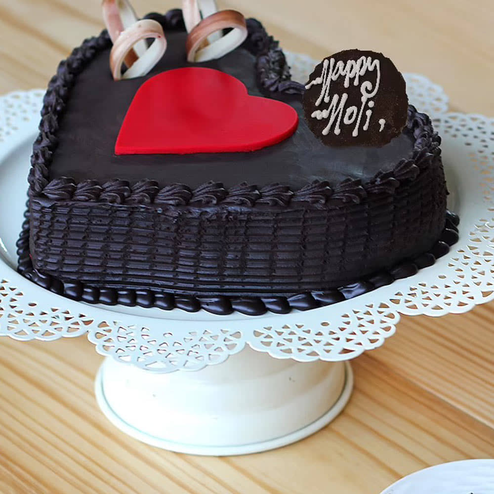 Heart Shaped Chocolate Truffle Cake Side View of Heart Shaped Chocolate Truffle Cake