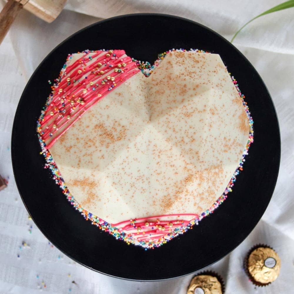 Chocolate Vanilla Heart Shape Pinata Cake Heart Shaped Pinata Cake