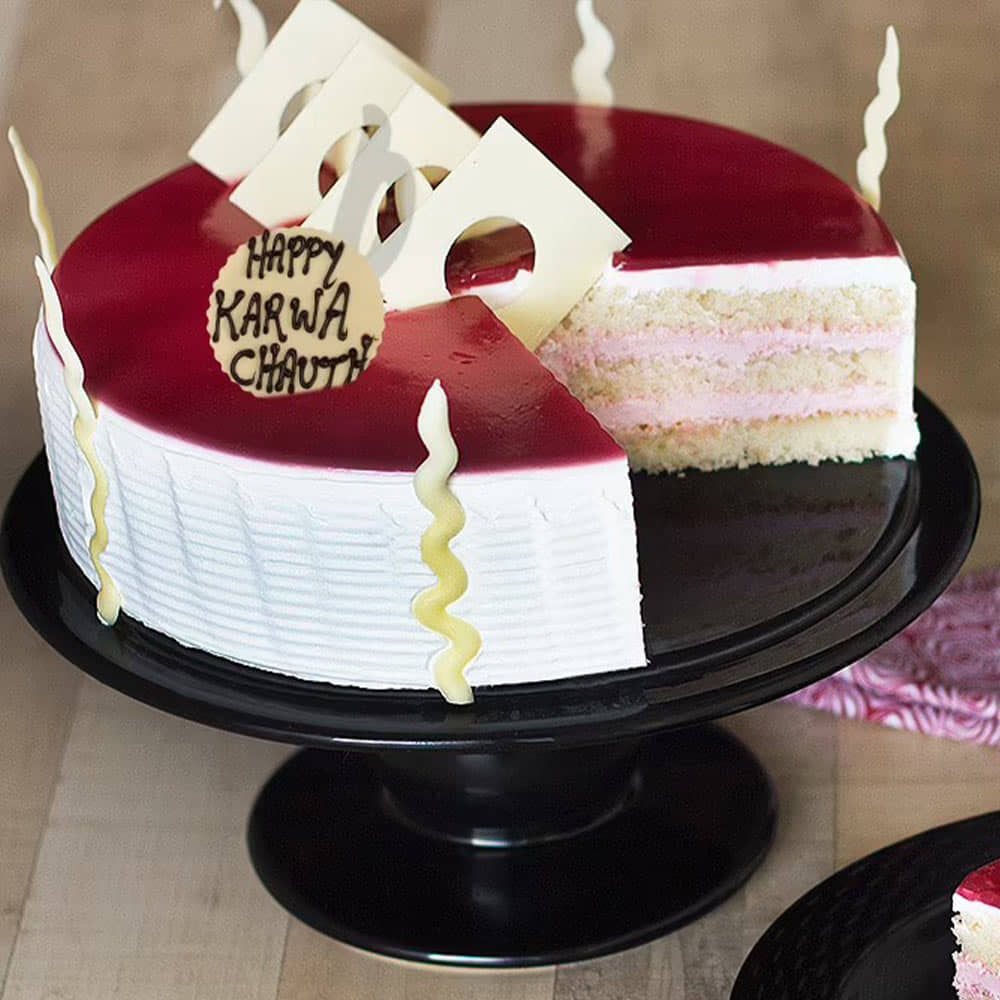 Karwa Chauth Blueberry Cake