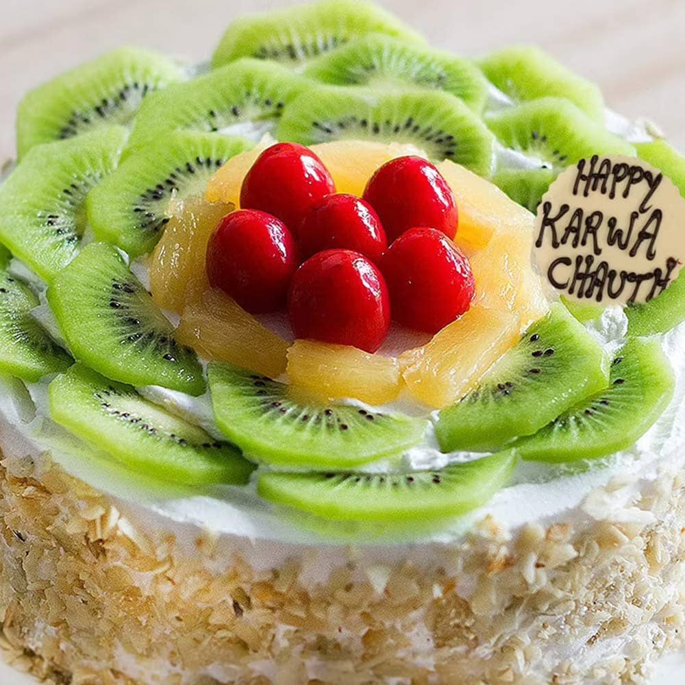 Karwa Chauth Kiwi Cake