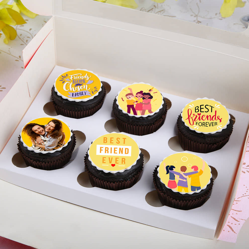 Lip-smacking Friendship Day Cupcakes Lip-smacking Friendship Day Cupcakes
