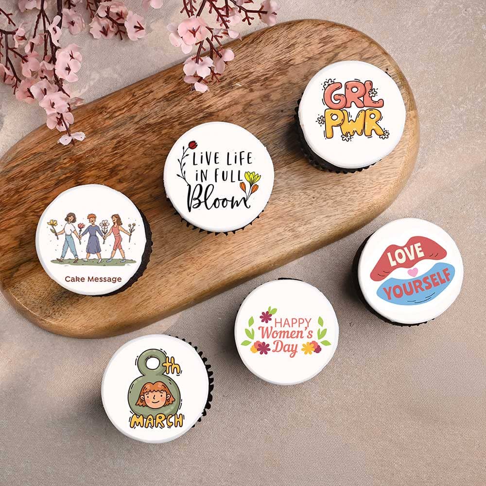 Top view Set Of Six Creamy Cupcake for Women's Day