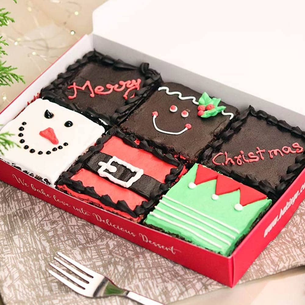 Merry Christmas Chocolate Brownie Combo Of 6 Side view of Merry Christmas Chocolate Brownie