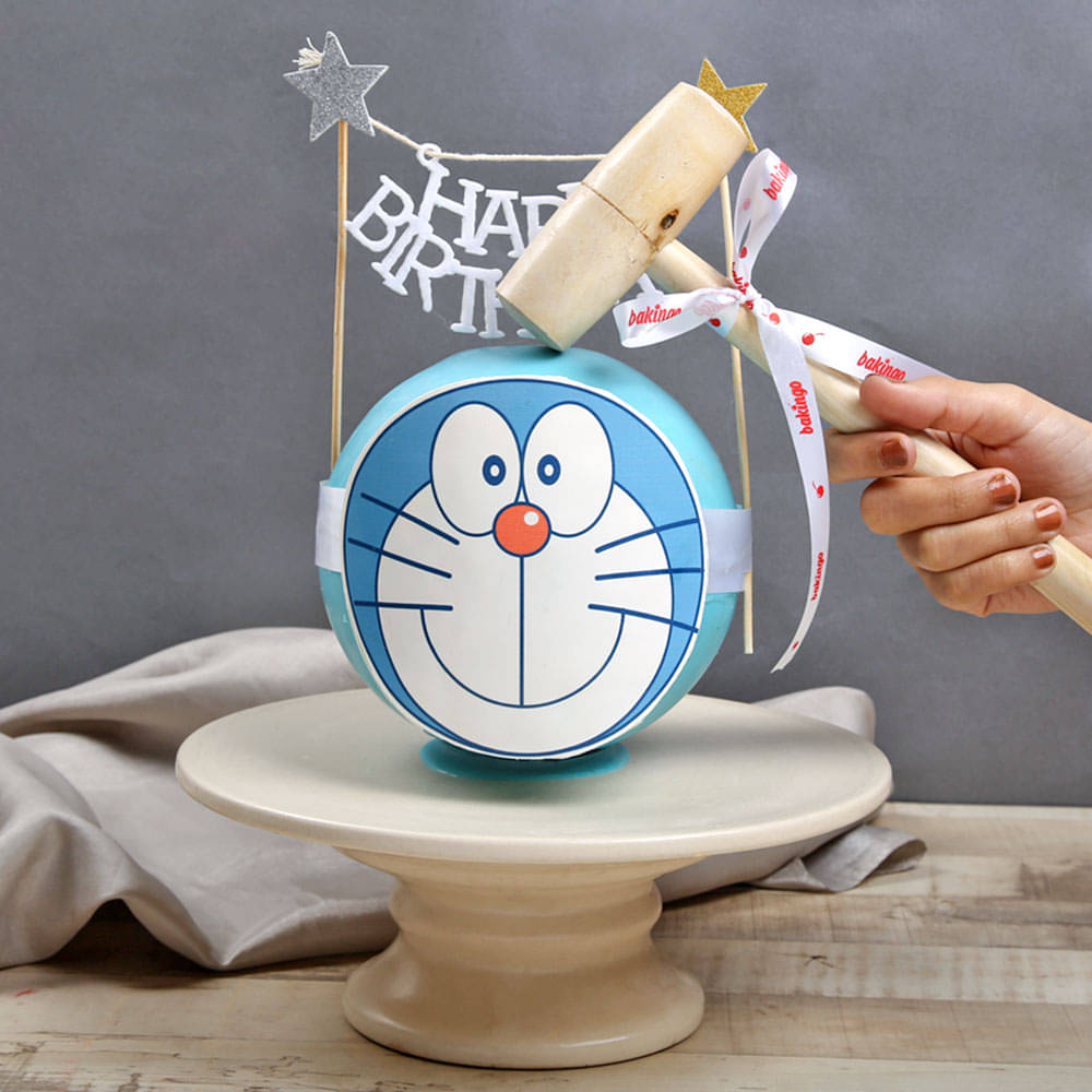 Pineapple Doraemon Pinata Cake