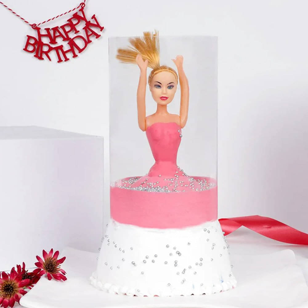 Strawberry Round Barbie Doll Cake, Packaging Type: Carton Box, Weight: 1 Kg