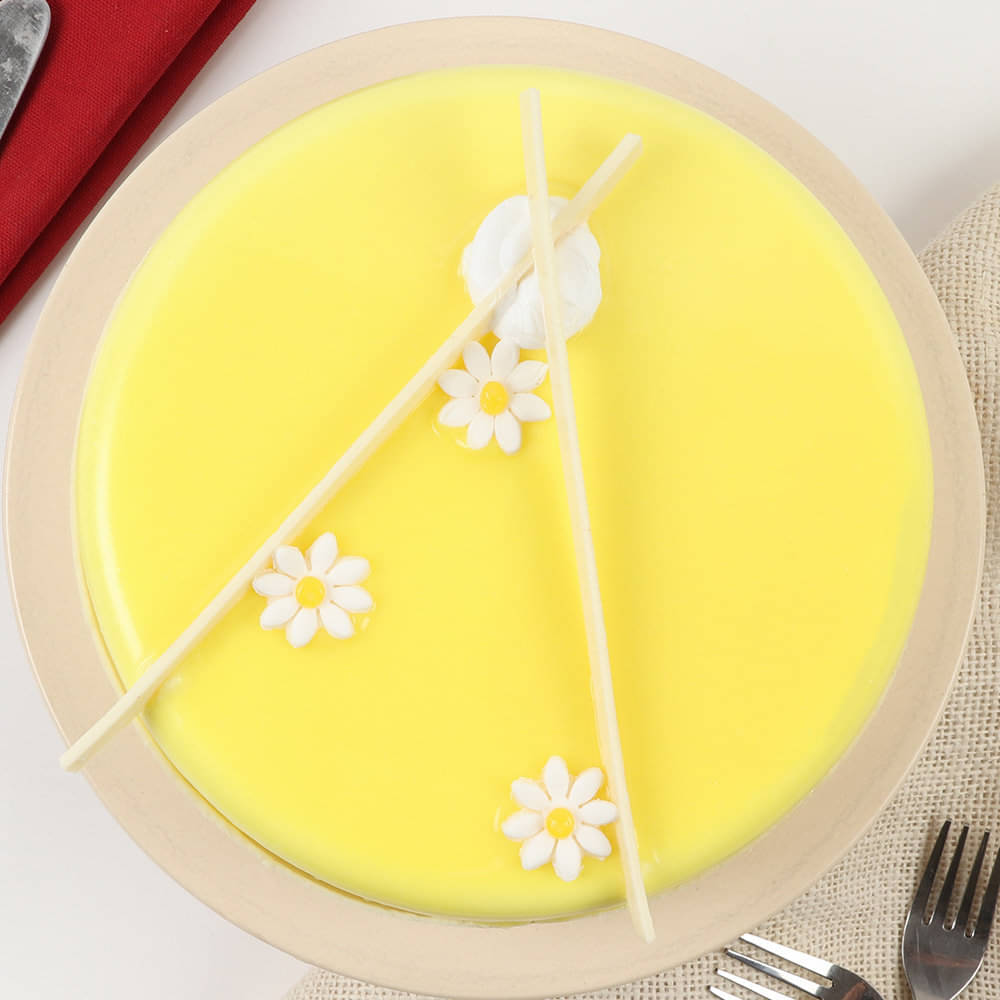 Top View of Round Pineapple Cream Cake