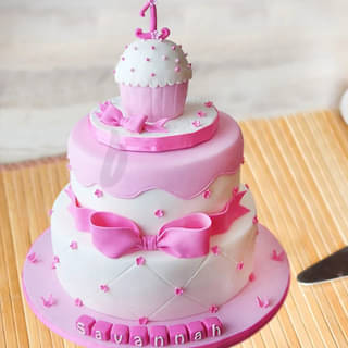 Pink Stunner Princess Theme Cake