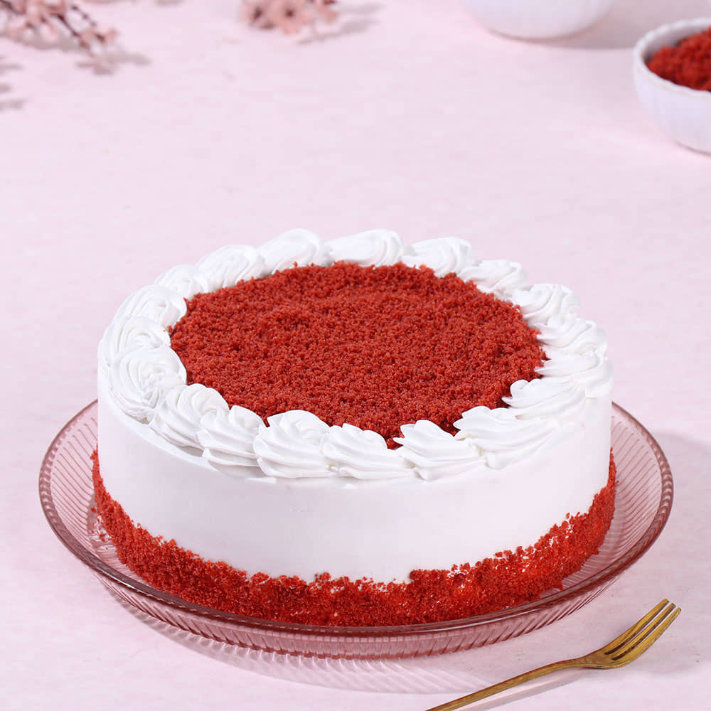 Sliced view of Creamy Red Velvet Cake