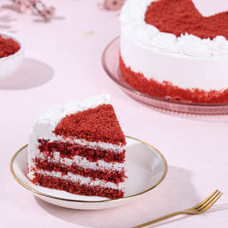 Creamy Red Velvet Cake Creamy Red Velvet Cake