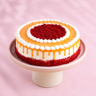 Red Velvet Coffee Drip Cream Cake Top view Red Velvet Coffee Drip Cream Cake Top view