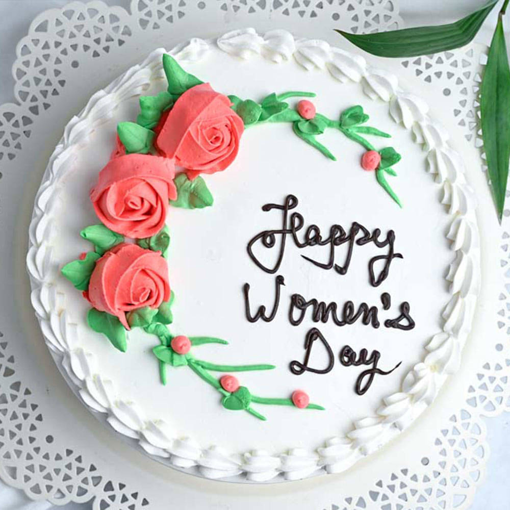 Blooming Vanilla Womens Day Delight Cake Top View Rosy Vanilla Cake for Women's Day
