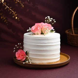 Top View of Vanilla Rose Cake 