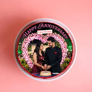 Red Velvet Photo Cake Top View of Red Velvet Photo Cake For Anniversary