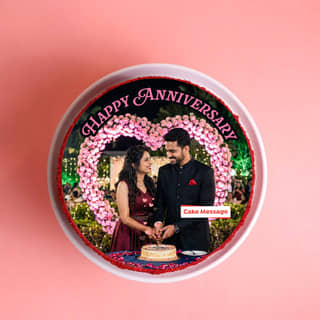 Red Velvet Photo Cake Top View of Red Velvet Photo Cake For Anniversary