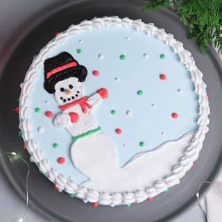 Top View of Snowman Cake