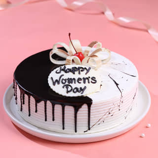 Top View of Round Shaped Choco Vanilla Cake for Womens Day