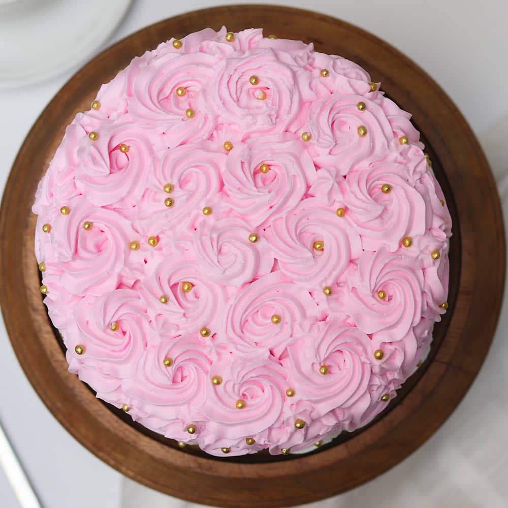 Top View of Round-Shaped Strawberry Cream Cake