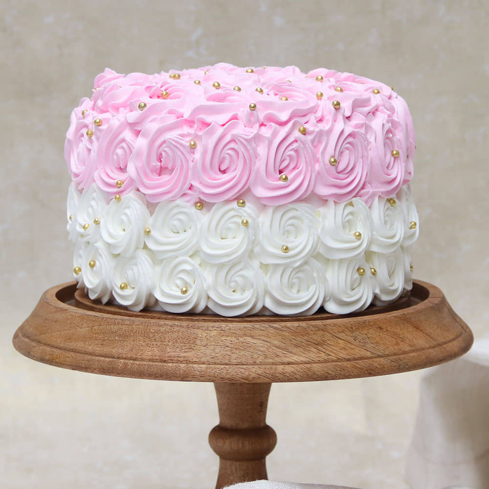 Side view of Round-Shaped Strawberry Cream Cake