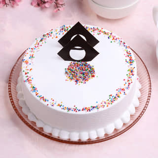 Top View of Vanilla Cream Cake Top View of Vanilla Cream Cake