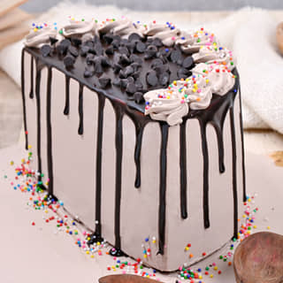 Half Chocolate Cake Semi-Circle Half Chocolate Cake