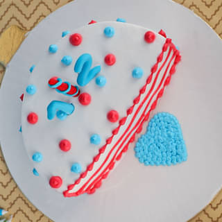 Semi Round Red Velvet Half Cake