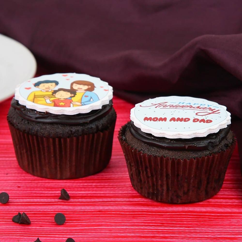 Set of 2 Anniversary Photo Cupcakes Side view of Anniversary Mom Dad Cupcakes