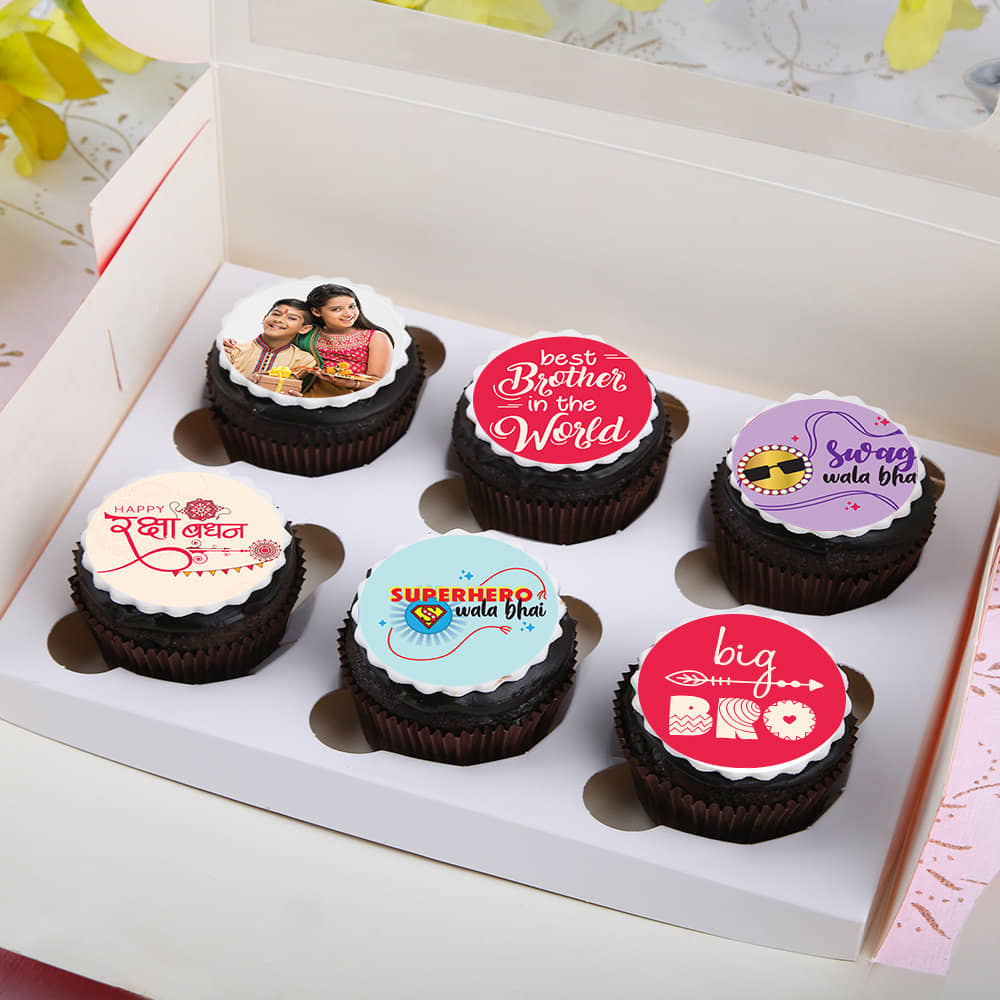 Photo Rakhi Cupcakes