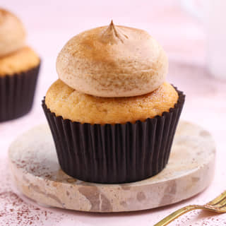 Classic vanilla cupcake with coffee twist Classic vanilla cupcake with coffee twist