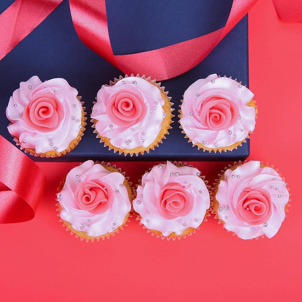 Strawberry Rose Fondant Cupcake Order Vanilla Strawberry Cupcake