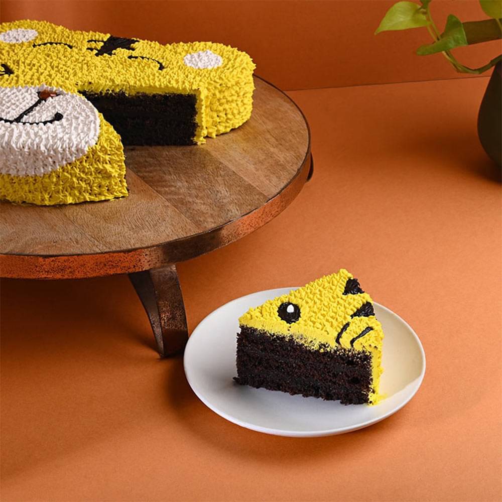 Lion Designer Cake