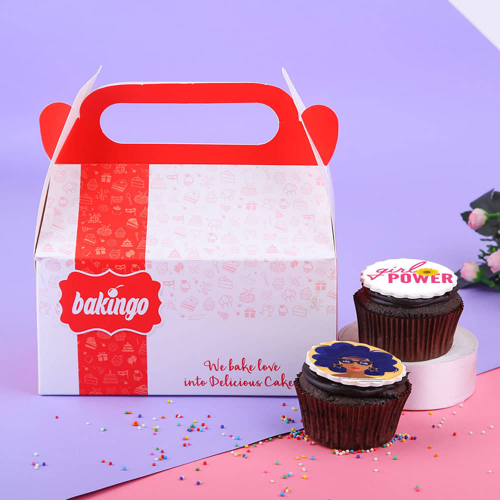 Packed View of Women's Day Chocolate Poster CupCakes