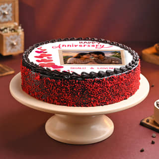 Side View of Round Shape Anniversary Photo Cake Side View of Round Shape Anniversary Photo Cake