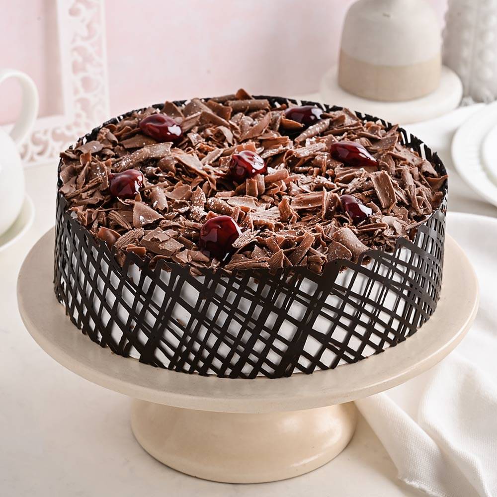 Homemade Chocolate Black Forest Cake with Choco | Wishours