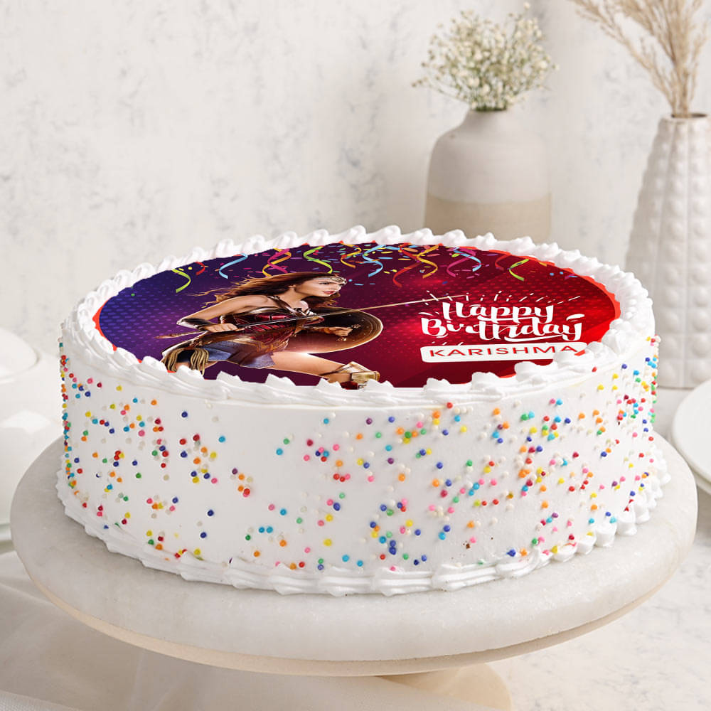 Side view of Wonder Woman Poster Cake