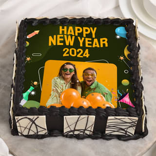 Square Shaped New Year Photo Cake