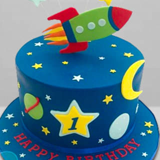 Zoomed View of Stars and Rocket Space Fondant  Cake