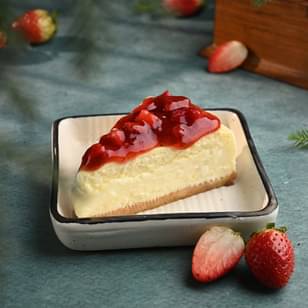 Strawberry Baked Cheesecake Slice