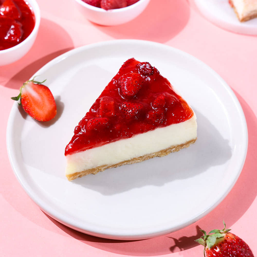 Strawberry Baked Cheesecake Slice